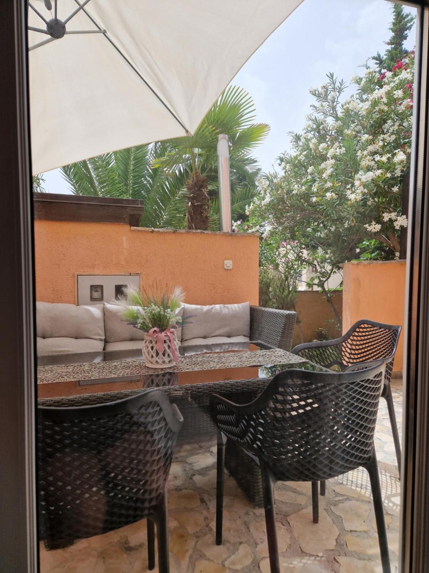 Aurelia Apartments, Vir Dış mekan fotoğraf