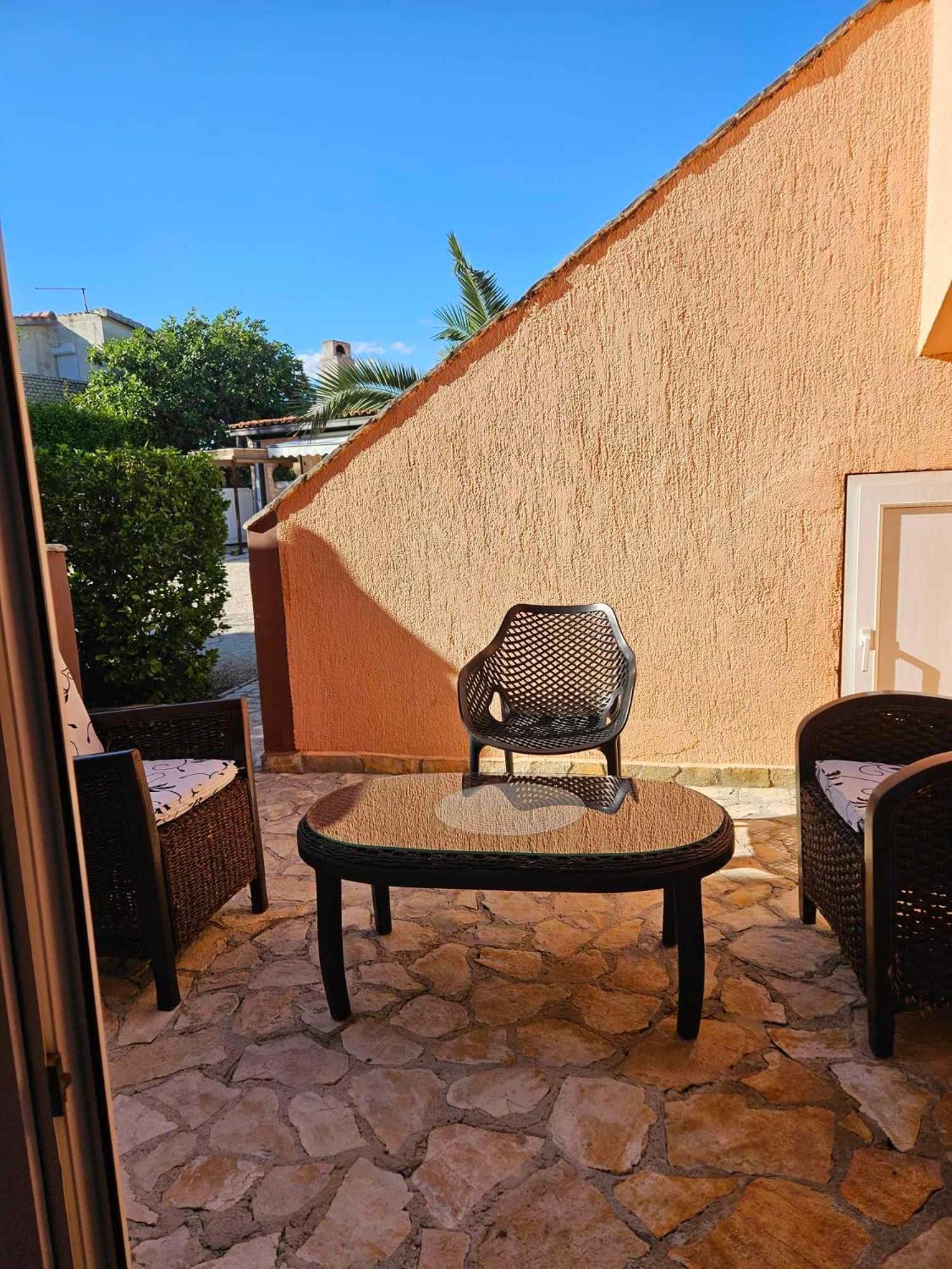 Aurelia Apartments, Vir Dış mekan fotoğraf