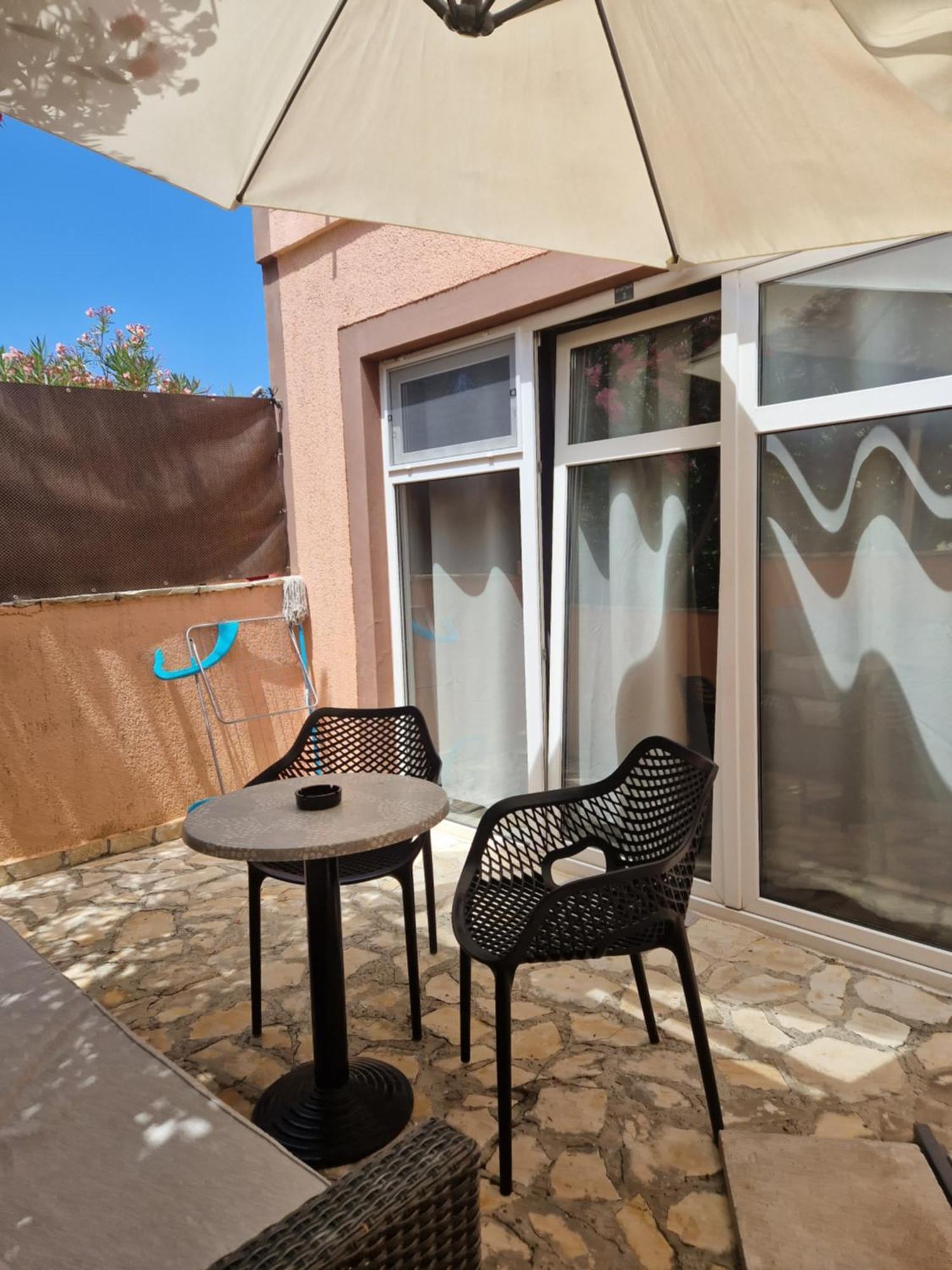 Aurelia Apartments, Vir Dış mekan fotoğraf